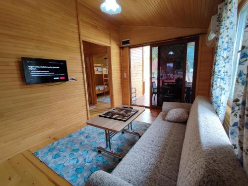 Photo #3 of Hurmalık Apart Evleri-Very Close to the Sea Large Garden Bungalow with Barbecue and Swing in Muratpaşa, Turkey