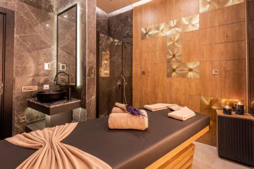 Photo #3 of Serenity Queen Hotel in Alanya, Turkey