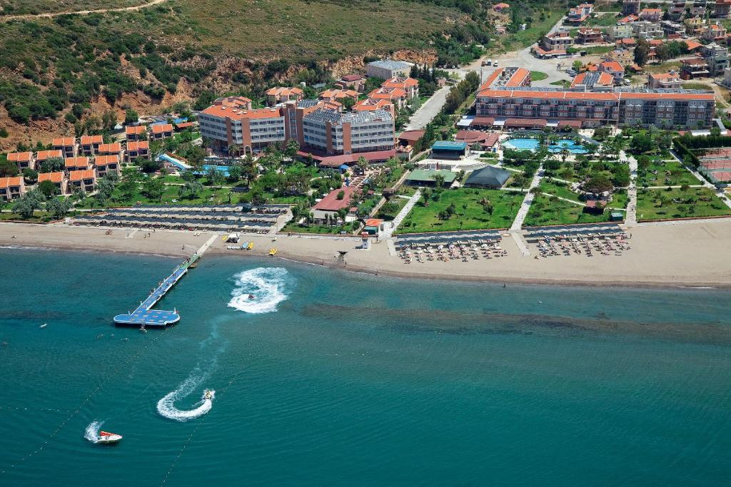 Photo of Club Yali Hotels & Resort in Menderes, Turkey