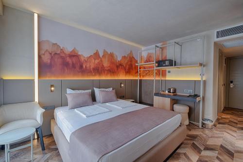 Photo #2 of Kleopatra Dreams Beach Hotel in Alanya, Turkey