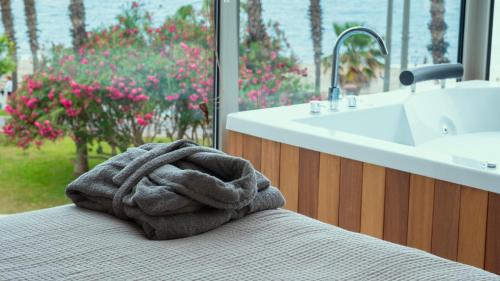 Photo #3 of Kleopatra Dreams Beach Hotel in Alanya, Turkey