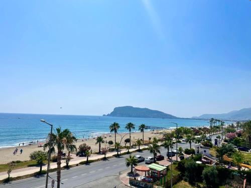 Photo #2 of SA Apartments! Beachfront Apartment with Sea View & Pool in Alanya, Turkey