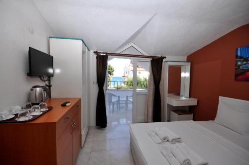 Photo #3 of Lale Otel in Marmaris, Turkey