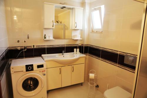 Photo #3 of Kaş Güzey apart 3+1 Doğa ve deniz manzaralı in Kaş, Turkey