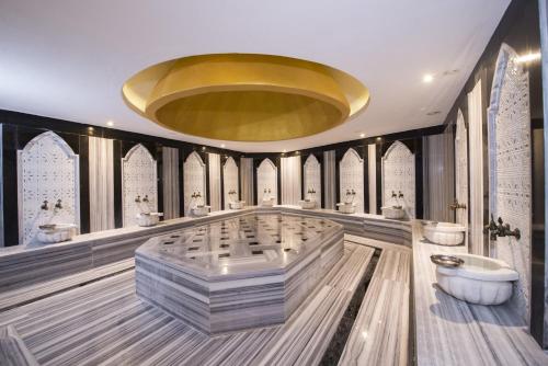 Photo #2 of Palm World Side Resort & SPA in Manavgat, Turkey