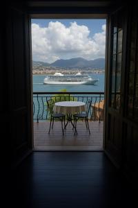 Photo #4 of Escape to History in a Stunning Stone House with Garden and Sea View in the Heart of Alanya in Alanya, Turkey