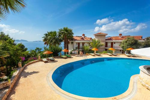 Photo #2 of Aquarius Hotel in Kaş, Turkey