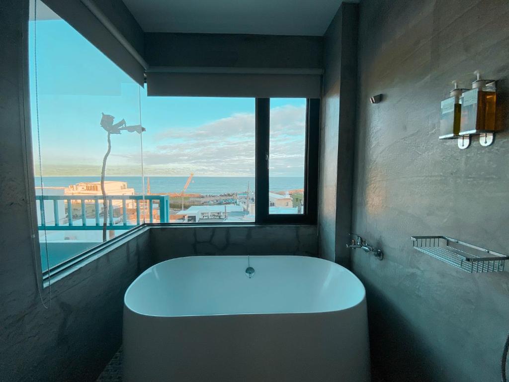 Photo #1 of Lugo Hotel in Xinghai Road, Taiwan