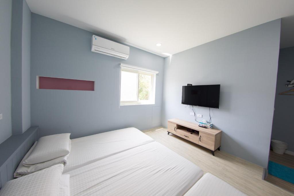Photo #1 of Freezone Hostel in Liuqiu Township, Taiwan