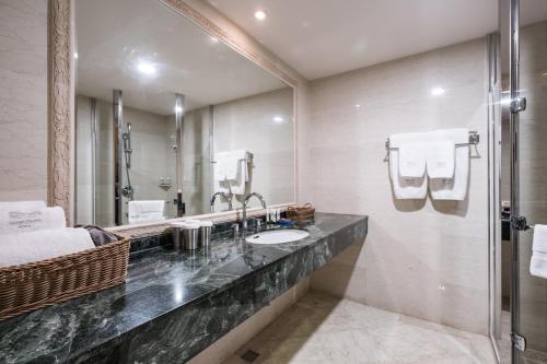 Photo #3 of Sunset Beach Resort in Gushan District, Taiwan