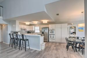 Photo #4 of Oceanfront Galveston Home - Walk to Beach! in Galveston, TX