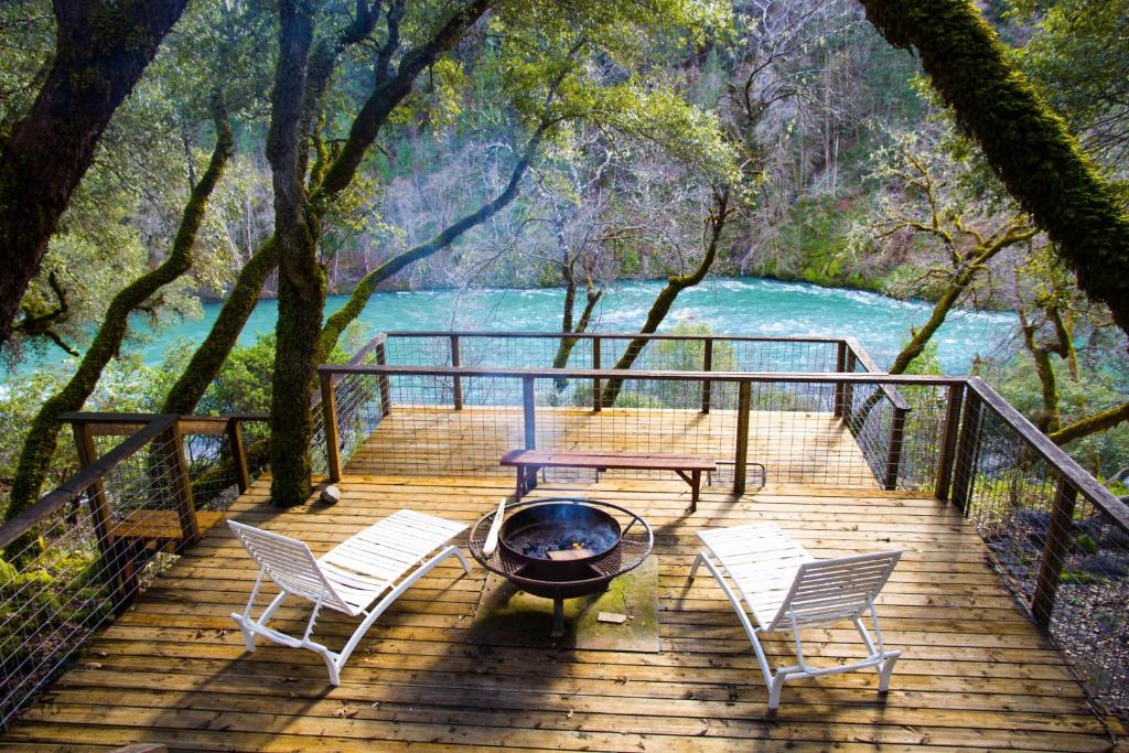 Photo of Hawkins Bar River Home in Salyer, CA