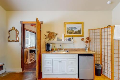 Photo #3 of Hawkins Bar River Home in Salyer, CA