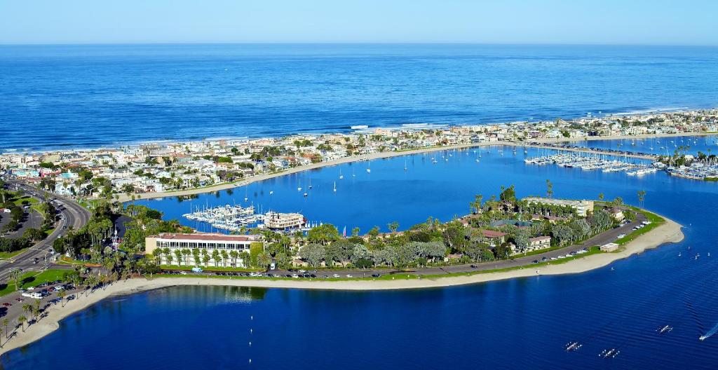 Photo #1 of Bahia Resort Hotel in San Diego, CA