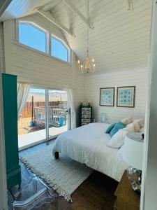 Photo #4 of Ocean and Sunset Views - Cliff Side Cottage in Bodega Bay, CA