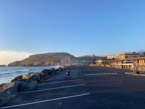 Photo #4 of Sea Breeze Motel in Pacifica, CA