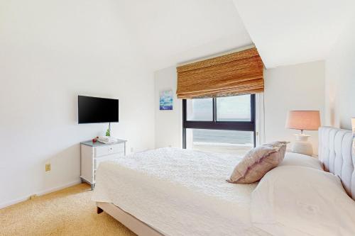 Photo #2 of Sea Colony - 902 Georgetowne House in Bethany Beach, DE