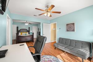 Photo #5 of 1 Min to Beach Ocean Breeze 3BR Fast WiFi in Galveston, TX