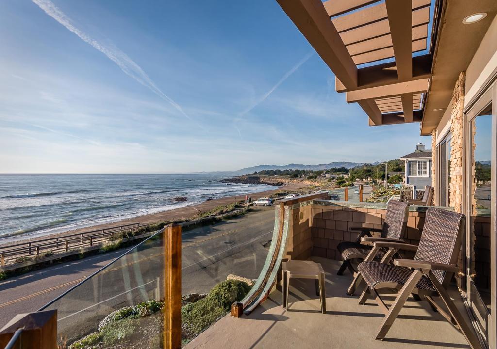 Photo #1 of Moonstone Landing in Cambria, CA