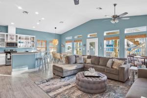 Photo #4 of New 5 BDRM W/Pool, Observation Deck Walk to Beach! in Port Aransas, TX