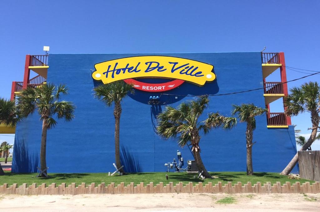 Photo #1 of Hotel DeVille in Corpus Christi, TX