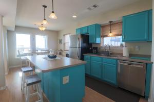 Photo #4 of Glorious Home with Private Boardwalk Amazing Beach Views in Freeport, TX