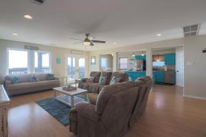 Photo #5 of Glorious Home with Private Boardwalk Amazing Beach Views in Freeport, TX
