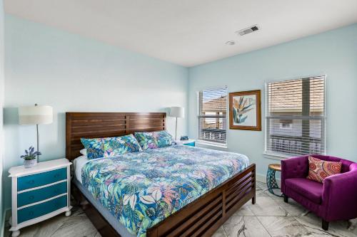 Photo #2 of The Magnificent Starfish! 3BR BeachFront, Cargo Lift in Bolivar Peninsula, TX