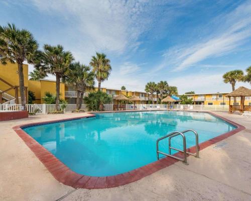 Photo #3 of Quality Inn & Suites on the Beach in Corpus Christi, TX