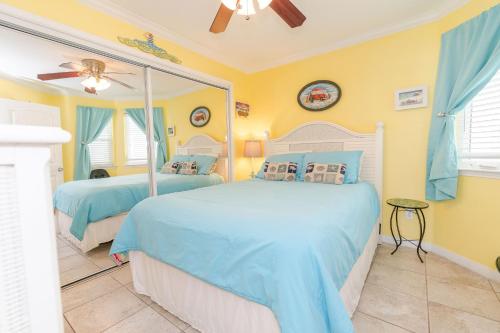 Photo #2 of A Beachside Retreat in Galveston, TX
