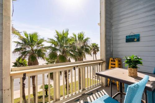 Photo #2 of Oceanfront at The Dawns in Galveston, TX