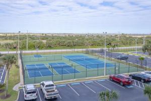 Photo #4 of Islander East Condominiums in Galveston, TX
