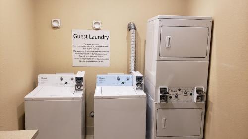 Photo #3 of Holiday Inn Express Hotel Galveston West-Seawall by IHG in Galveston, TX