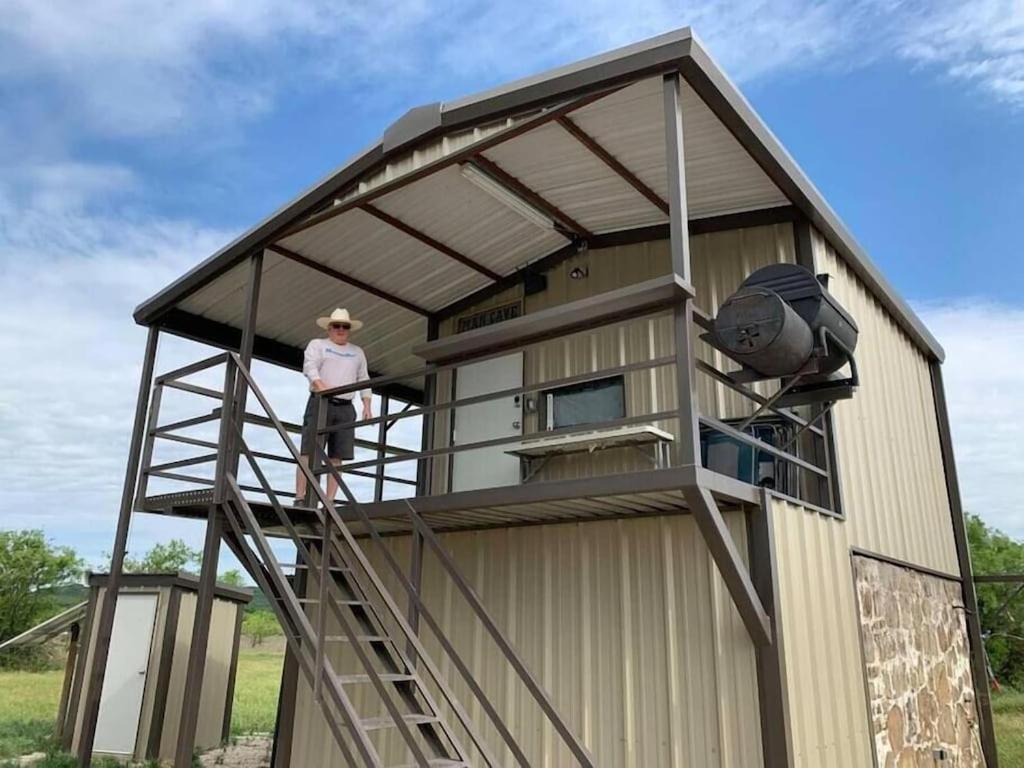 Photo #1 of Wilderness Roost on Lake Godstone in Jacksboro, TX