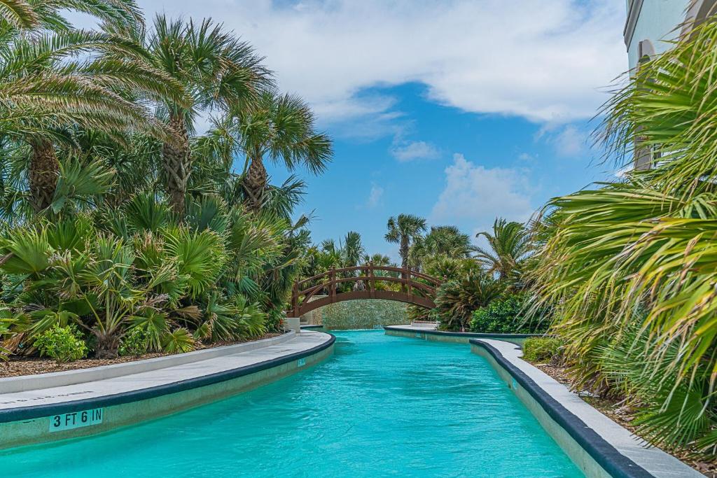 Photo #1 of Oceanfront Diamond Beach Condo with views tons of amenities and indoor pool in Galveston, TX
