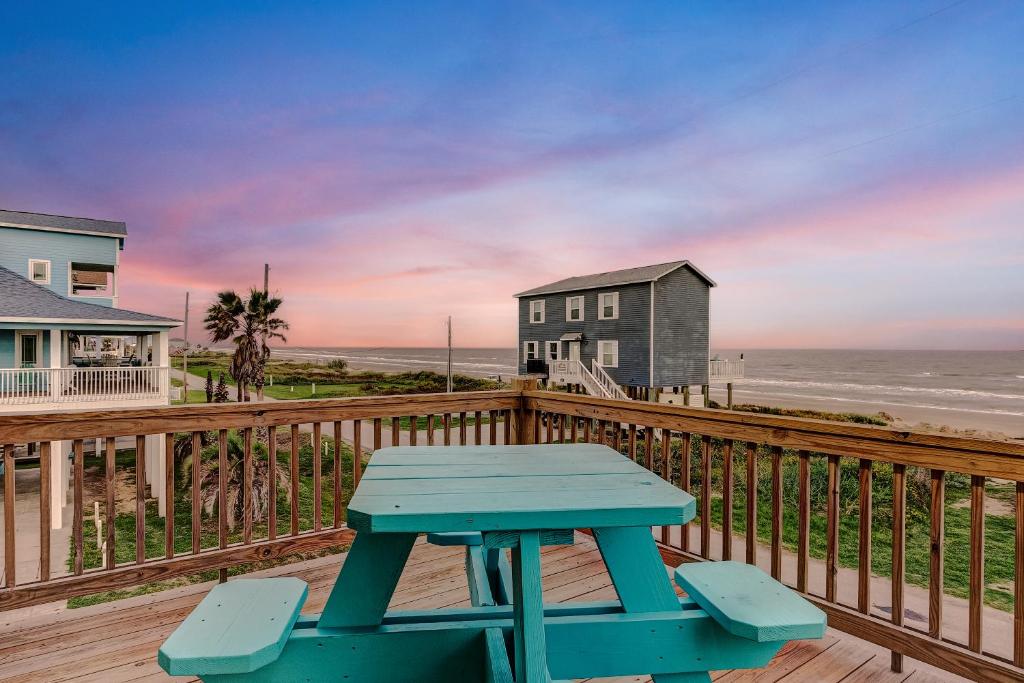Photo of Beachfront - Hot Tub - BBQ - 14 Guests in Bolivar Peninsula, TX