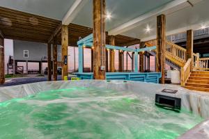 Photo #4 of Beachfront - Hot Tub - BBQ - 14 Guests in Bolivar Peninsula, TX
