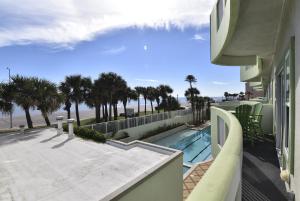 Photo #4 of Ocean Grove 301-Greta House in Galveston, TX