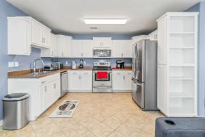 Photo #4 of Spacious 3BR Home Near SPI Beach & Restaurants in Port Isabel, TX