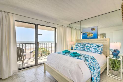 Photo #2 of Galveston Oceanfront Condo with Balcony and View! in Galveston, TX
