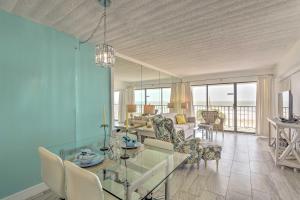 Photo #4 of Galveston Oceanfront Condo with Balcony and View! in Galveston, TX