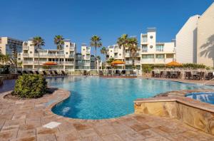 Photo #4 of Ocean Breeze Retreat 2bed 2bath, Heated Pool! in South Padre Island, TX