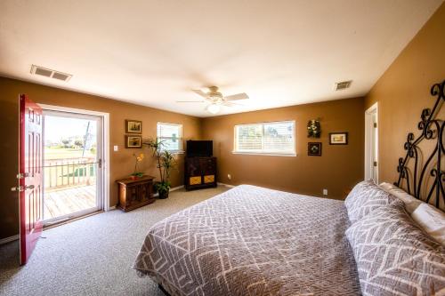 Photo #2 of Relax at our Beach Haven - Pet Friendly in Galveston, TX