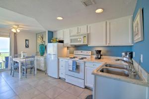 Photo #5 of Sunny Oceanfront Condo on South Padre Island Beach in South Padre Island, TX