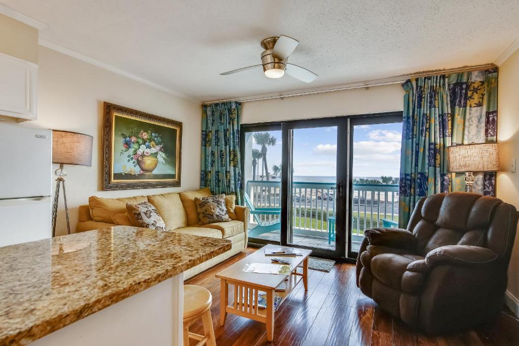 Photo #1 of Casa Del Mar 202 - Sol and Sand in Galveston, TX