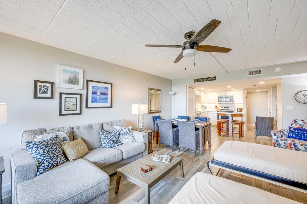 Photo of Steps to Beach and Boardwalk Condo in Port Aransas! in Port Aransas, TX