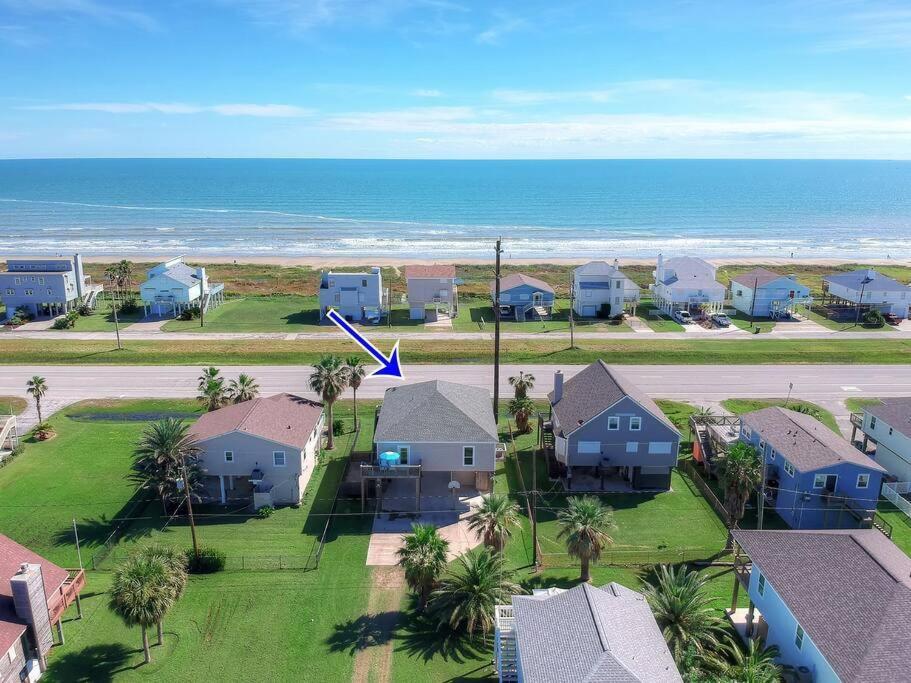 Photo #1 of 3 BR Beach view in Galveston, TX