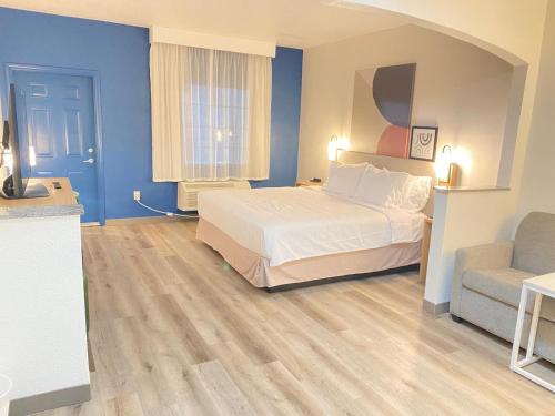 Photo #2 of Spark By Hilton Galveston in Galveston, TX