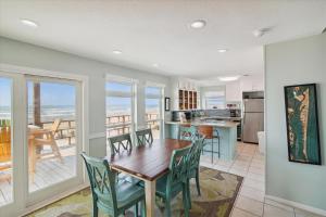 Photo #4 of Sea Loft in Galveston, TX