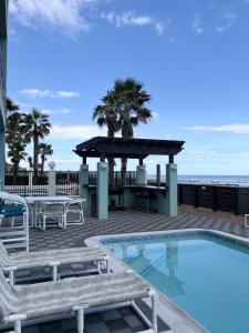 Photo #4 of 5 BEDROOM BEACHFRONT CONDO - 3rd Floor in South Padre Island, TX